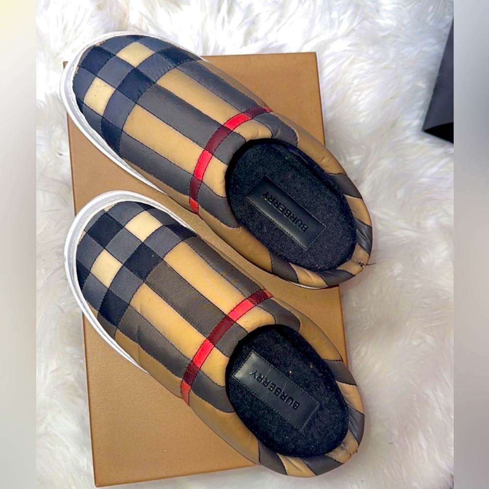 The cutest Burberry Puffer Slides with Wool insole